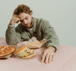 Why Do We Crave Sugar When We’re Stressed? The Stress Eating